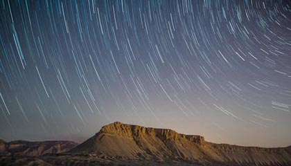 日本队与传统强队展开激烈角逐，日本队与传统强队展开激烈角逐的区别